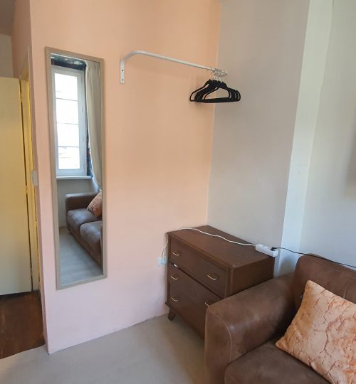 Hanging area